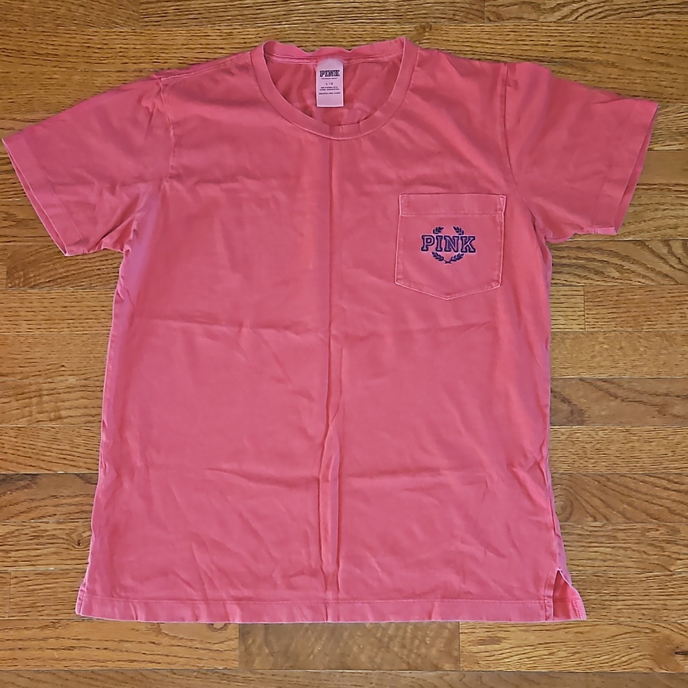 PINK by VS tee